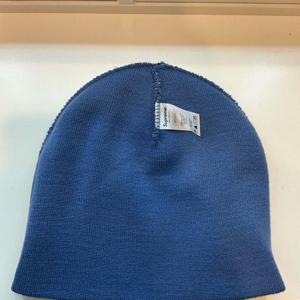 Supreme Paris Camo Beanie - Picture 4 of 5